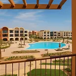 Duplex 1Br King Bed And1 Sofa Bed By The Pool