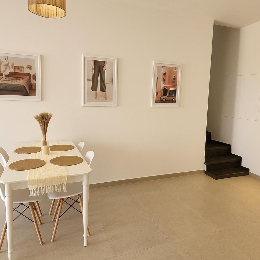 Duplex 1br King Bed And1 Sofa Bed By The Pool Apartment
