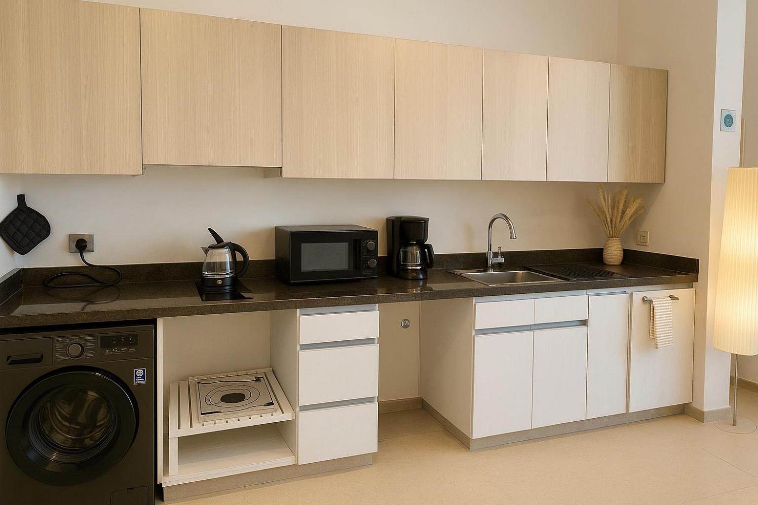 Duplex 1br King Bed And1 Sofa Bed By The Pool Apartment *